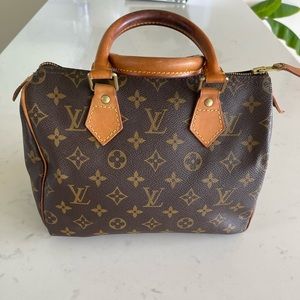 Authentic Louis Vuitton Speedy 25